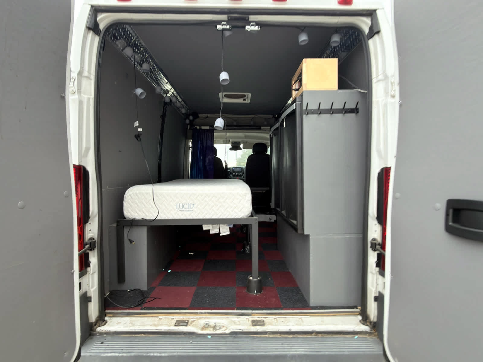 Used 2014 RAM ProMaster 2500 w/ Premium Appearance Group FWD image 23