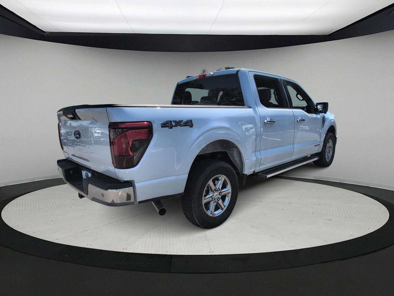 Used 2024 Ford F150 XLT w/ Mobile Office Package AWD/4WD image 8