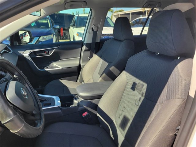 Used 2024 Toyota RAV4 LE image 18