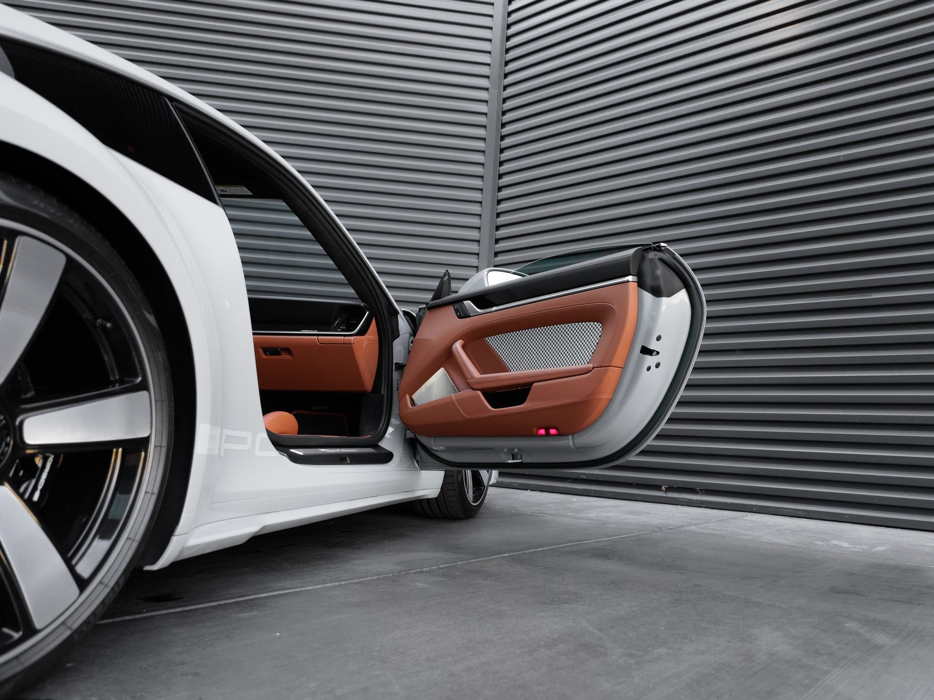 Certified 2023 Porsche 911 Sport Classic RWD image 37