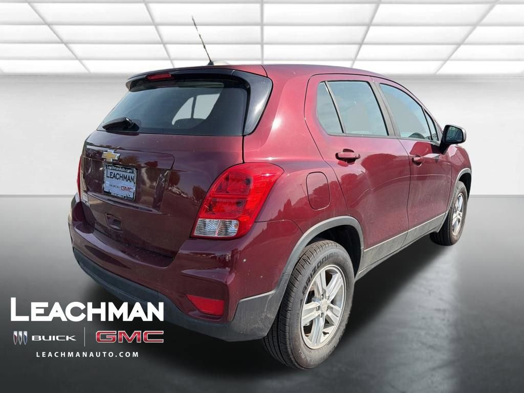 Used 2017 Chevrolet Trax LS AWD/4WD image 3
