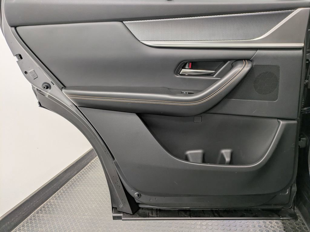 Used 2025 MAZDA CX-90 3.3 Turbo w/ Premium Sport Pkg image 22