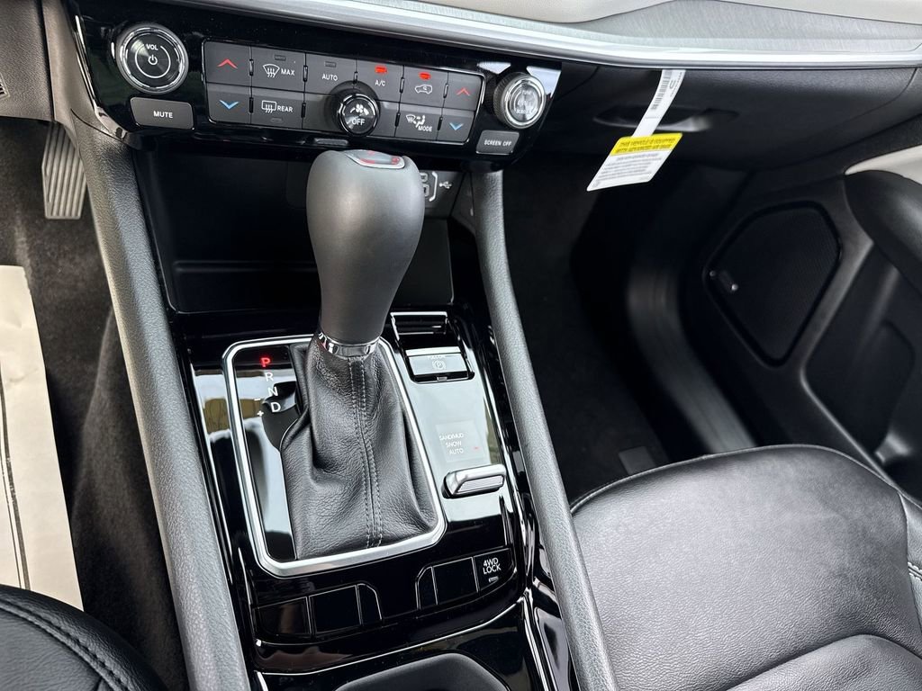 New 2026 Jeep Compass Limited w/ Sun, Sound & Navigation Group AWD/4WD image 19