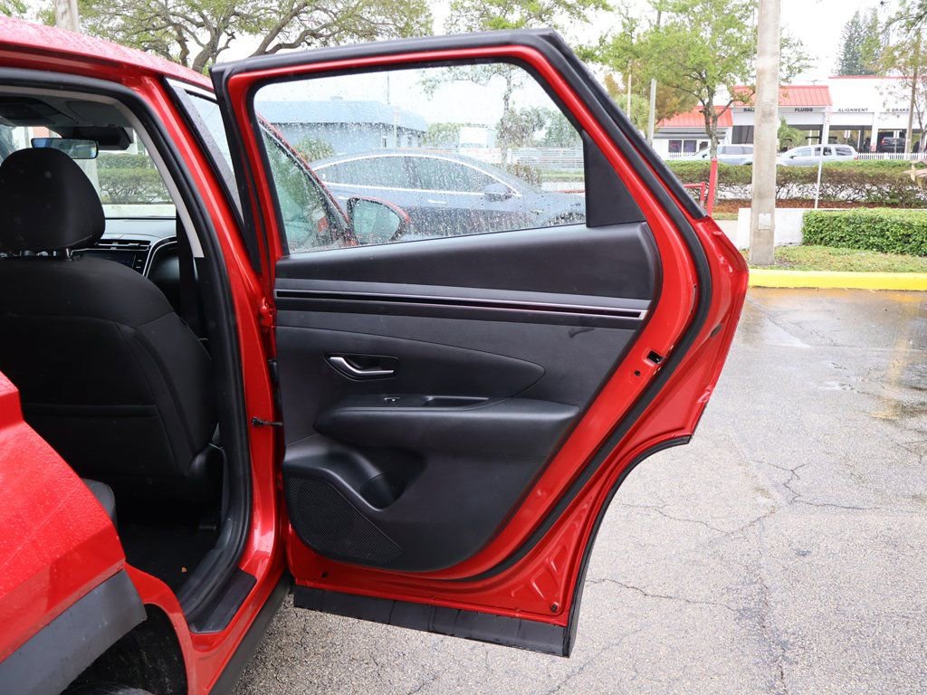 Used 2022 Hyundai Tucson SE image 22