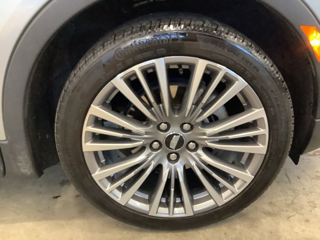 Used 2024 Cadillac XT4 Premium Luxury AWD/4WD image 27