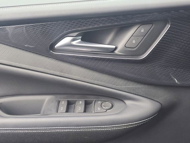 New 2025 Chevrolet Blazer EV LT image 25