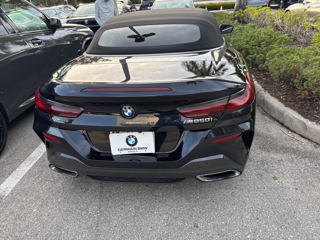 Used 2022 BMW M850i xDrive Convertible image 5
