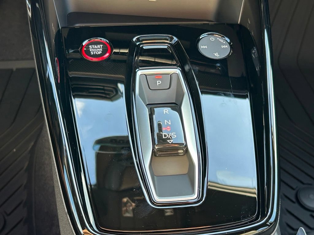 New 2026 Audi RS 3 AWD/4WD image 37