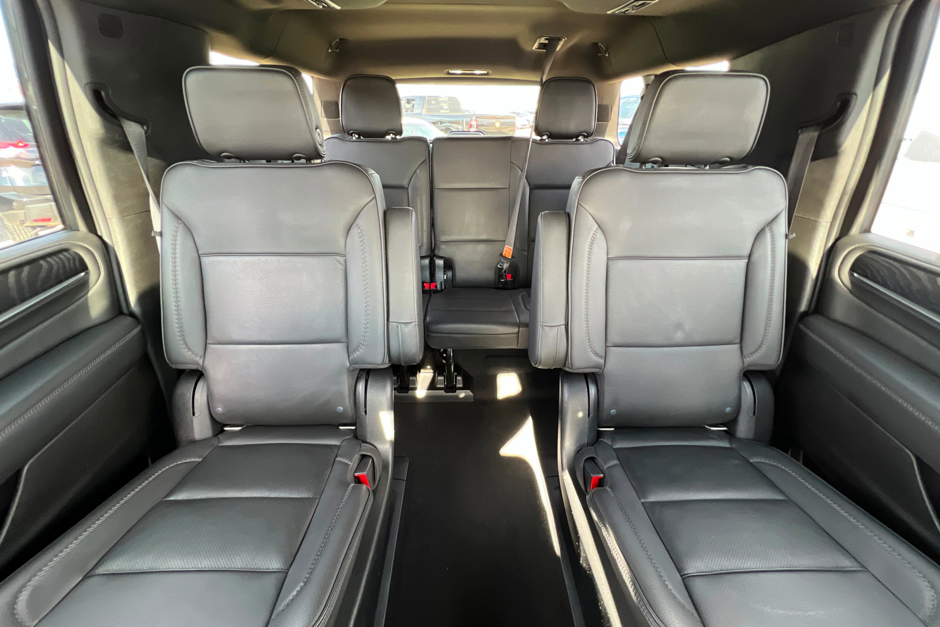 Used 2021 GMC Yukon XL Denali image 27