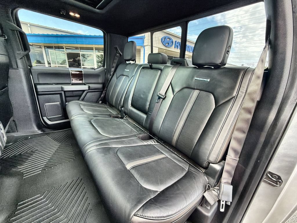 Used 2016 Ford F150 Platinum w/ Equipment Group 701A Luxury AWD/4WD image 23