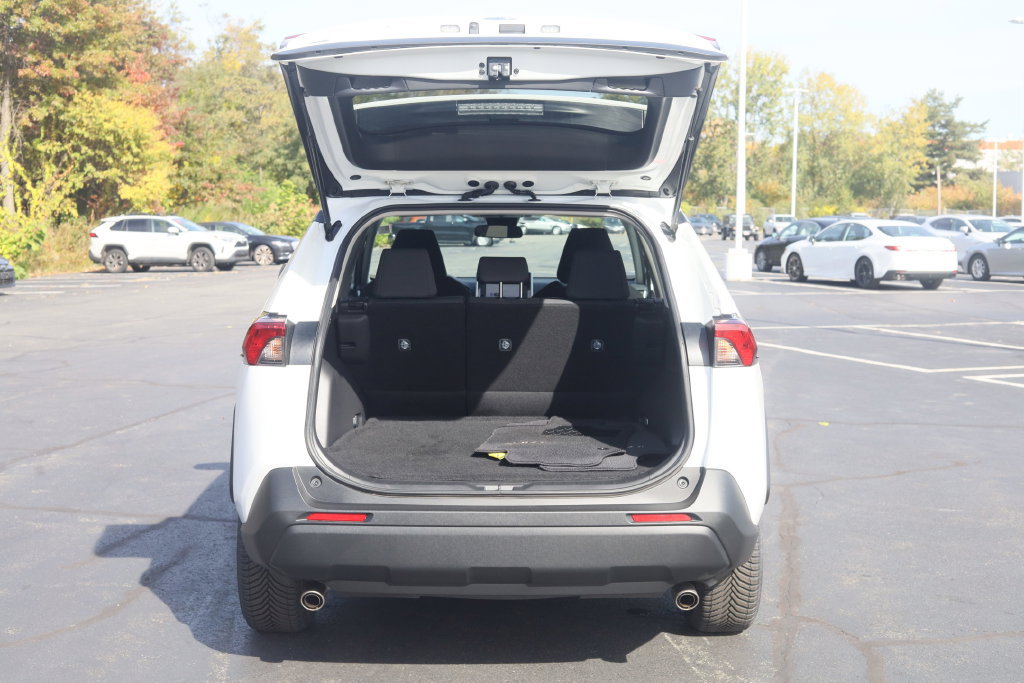 Used 2024 Toyota RAV4 LE FWD image 13
