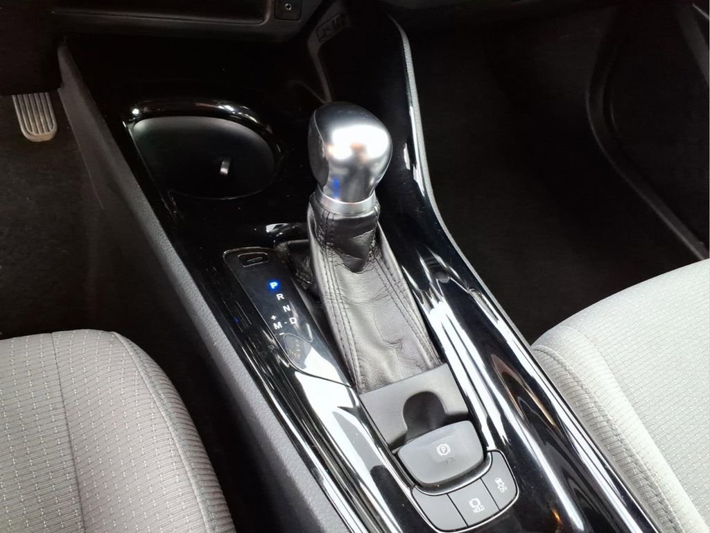 Used 2019 Toyota C-HR XLE image 20