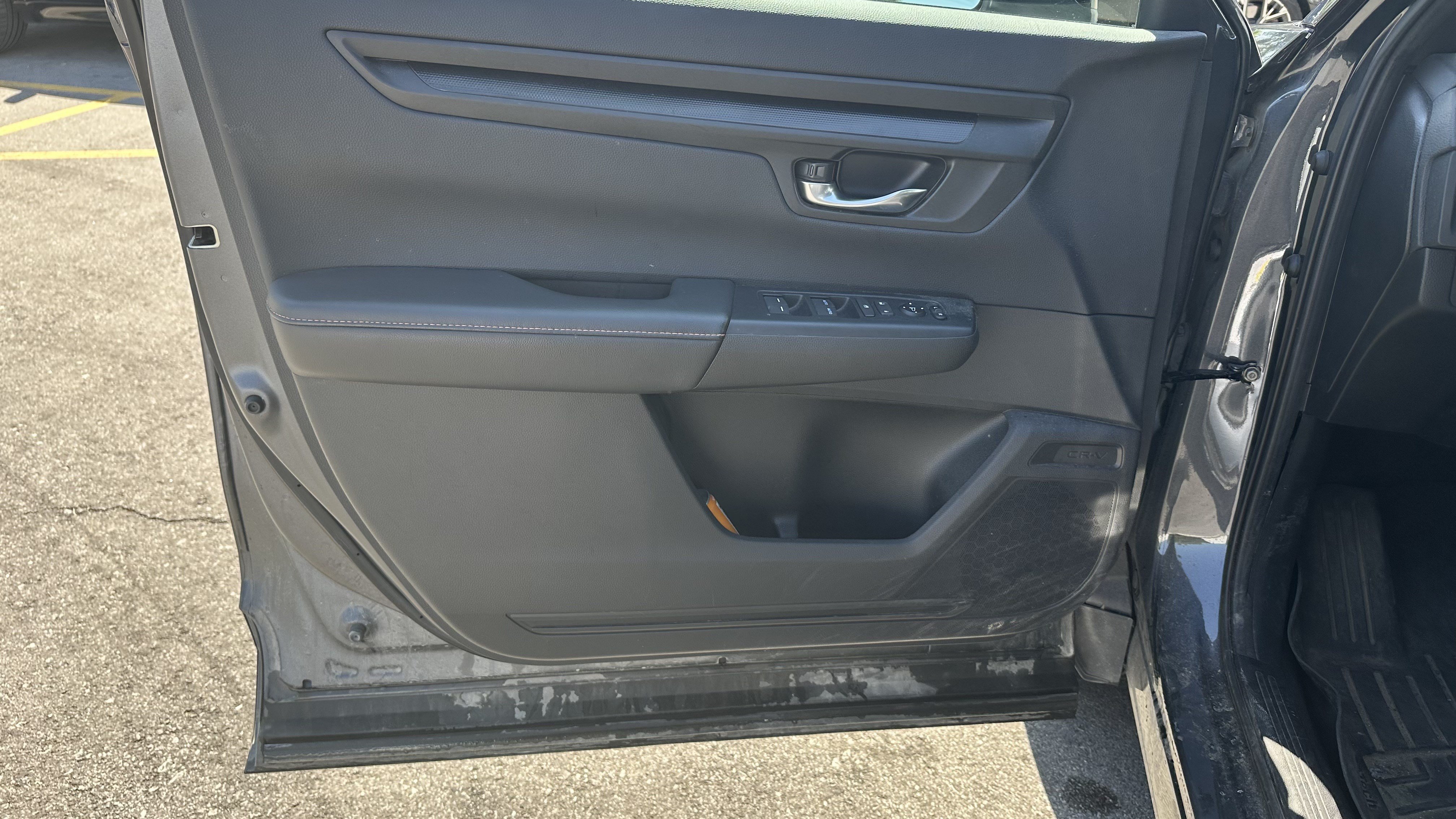 Used 2025 Honda CR-V Sport image 16