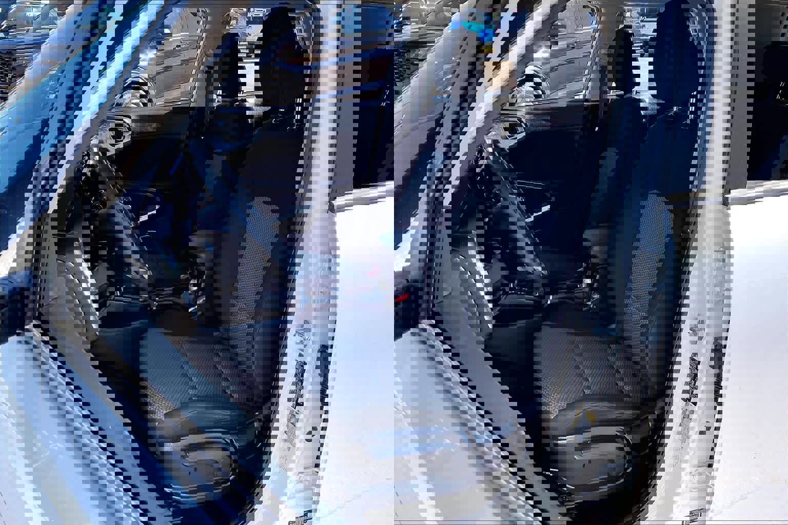 Used 2024 Kia Soul LX w/ Option Group 015 FWD image 8