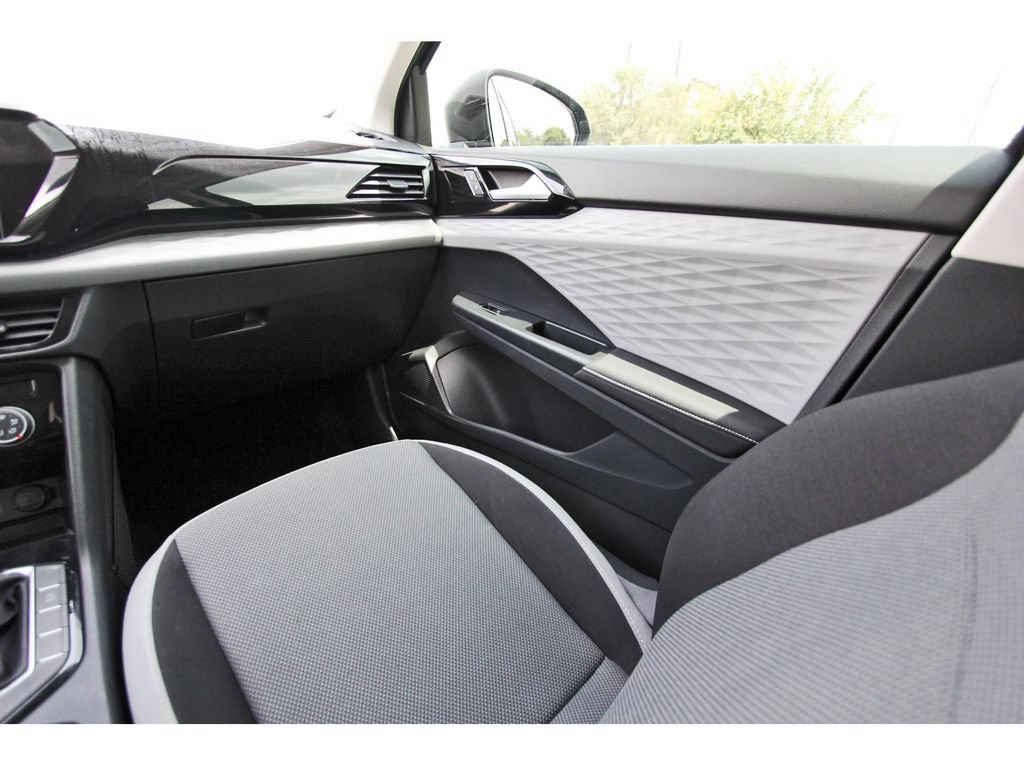 Certified 2024 Volkswagen Taos S AWD/4WD image 11