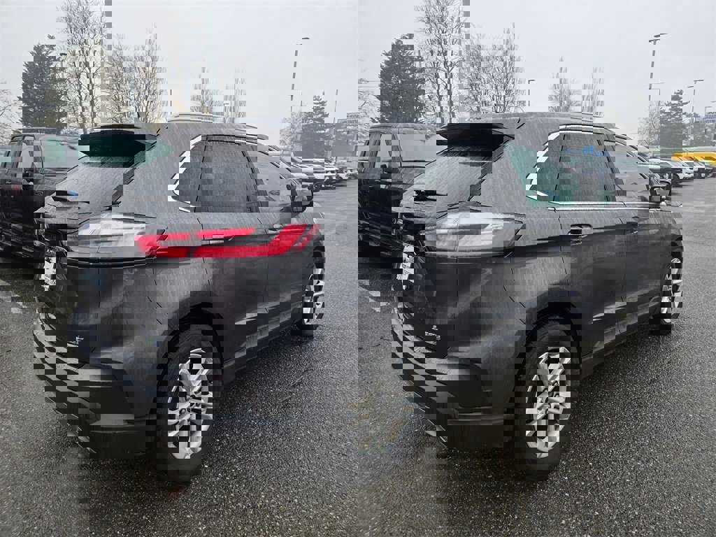 Used 2020 Ford Edge SEL image 5