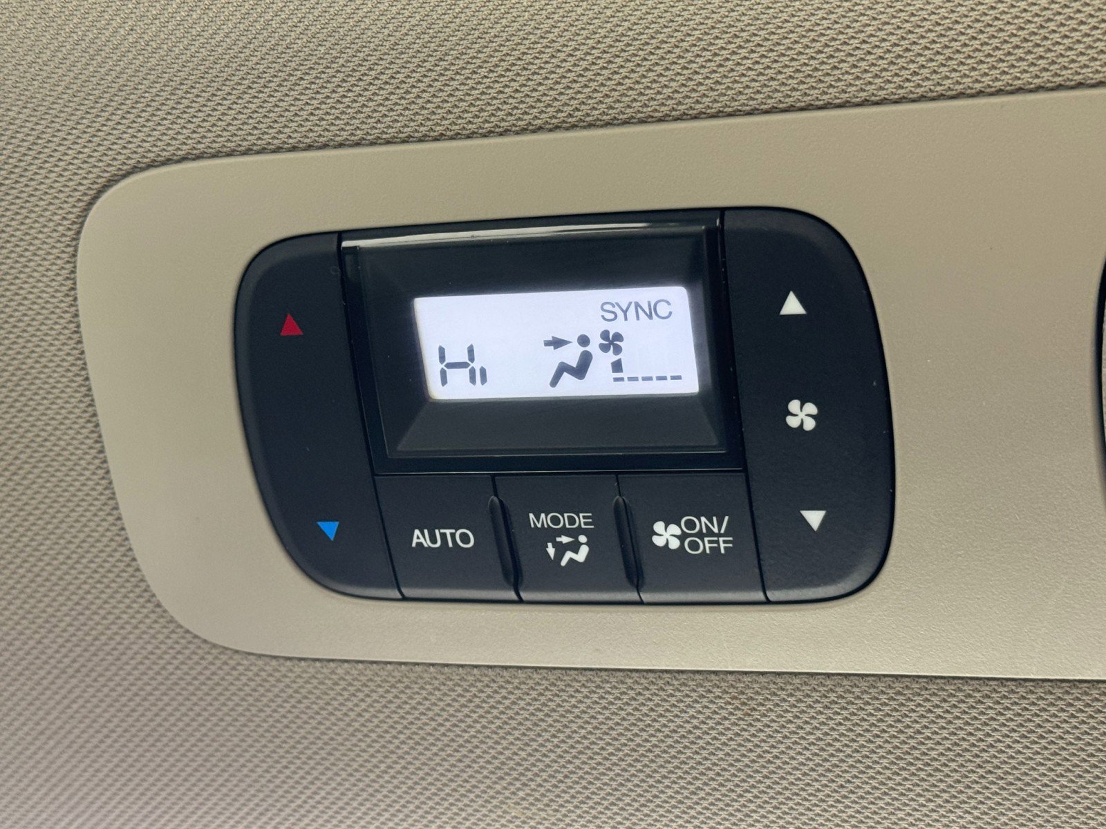 Used 2015 Honda Odyssey EX-L image 31