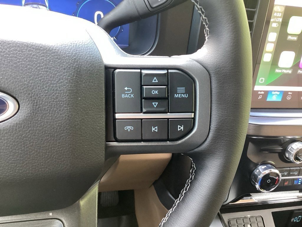 New 2025 Ford F250 Lariat w/ Black Appearance Package image 49