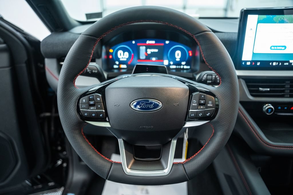New 2026 Ford Explorer ST-Line w/ ST-Line Street Pack AWD/4WD image 32