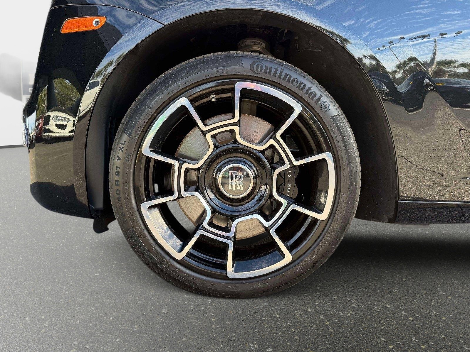 Used 2020 Rolls-Royce Ghost RWD image 13