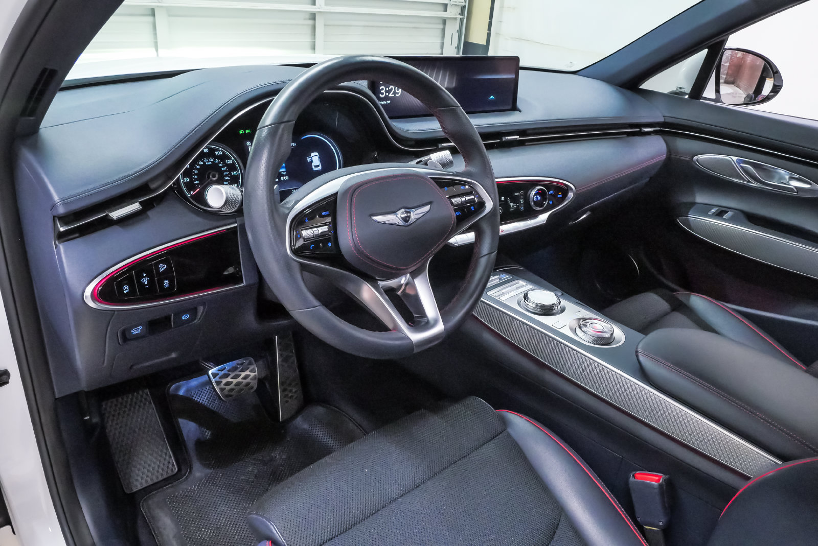 Certified 2022 Genesis GV70 2.5T w/ Sport Prestige Package AWD/4WD image 2