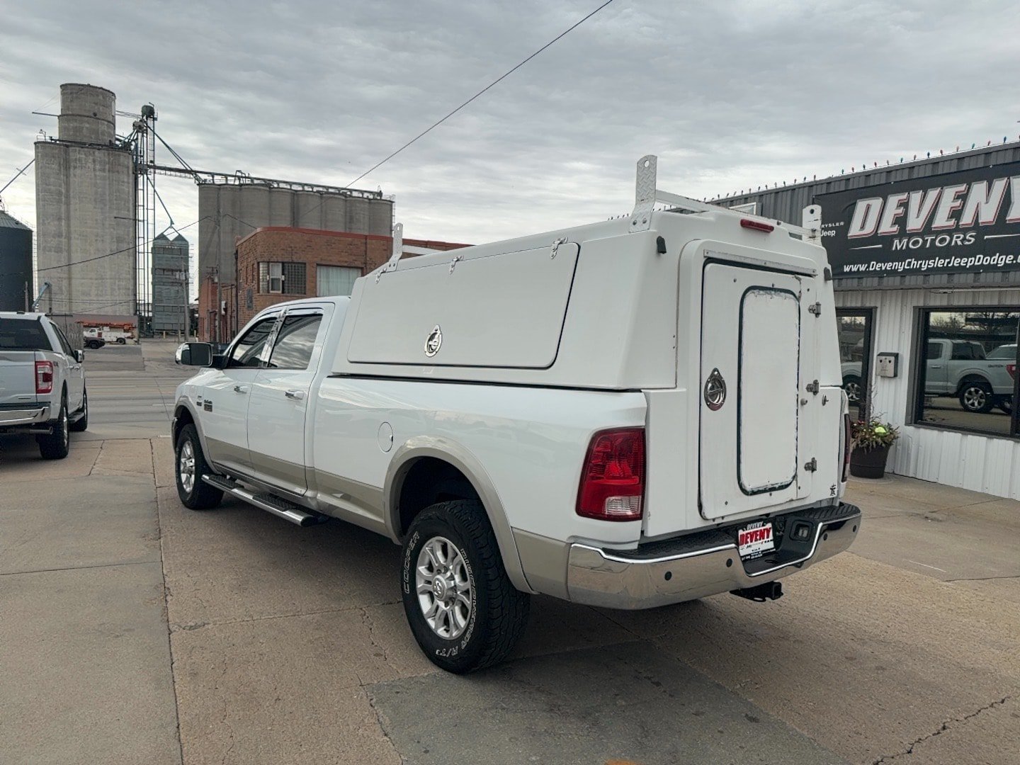 Used 2011 RAM 2500 Laramie w/ Protection Group AWD/4WD image 11