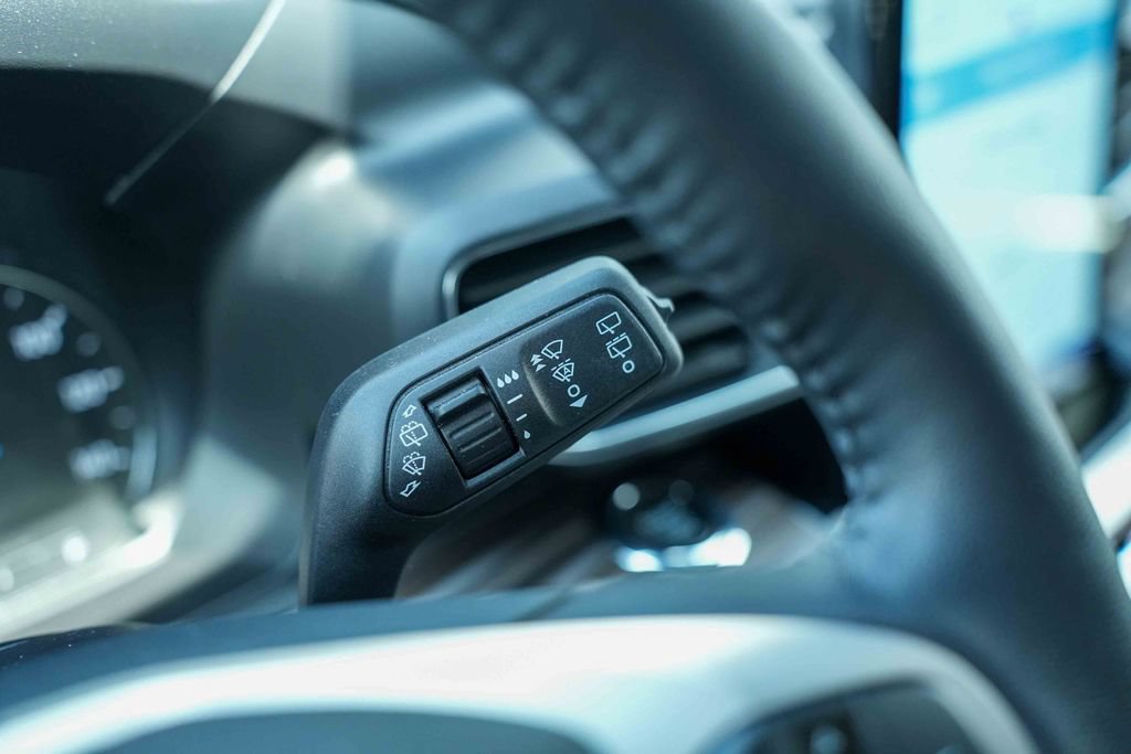 Certified 2023 Ford Explorer Limited w/ Limited Technology Package AWD/4WD image 38
