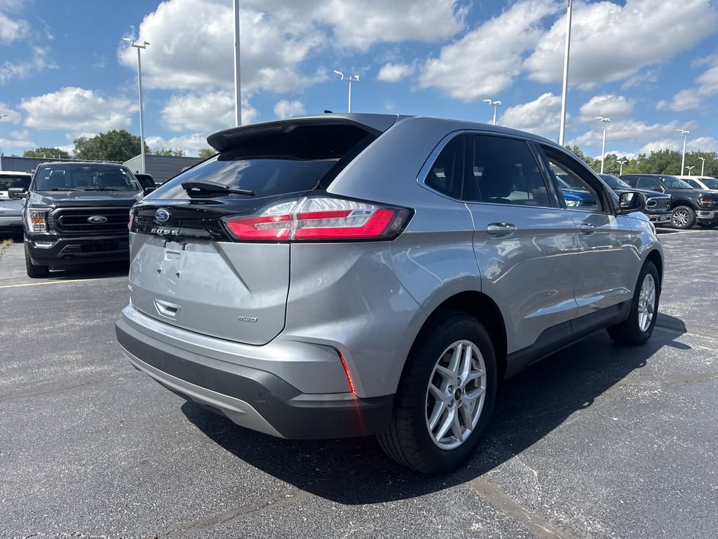 Used 2024 Ford Edge SEL AWD/4WD image 7