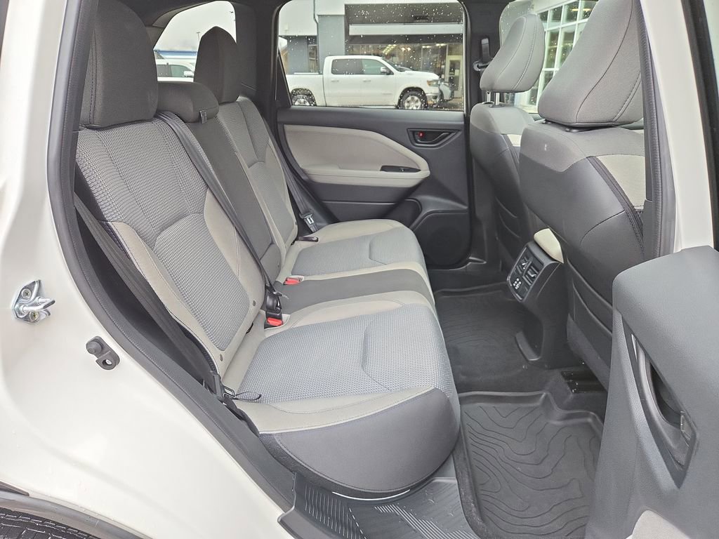 Used 2025 Subaru Forester Premium image 16