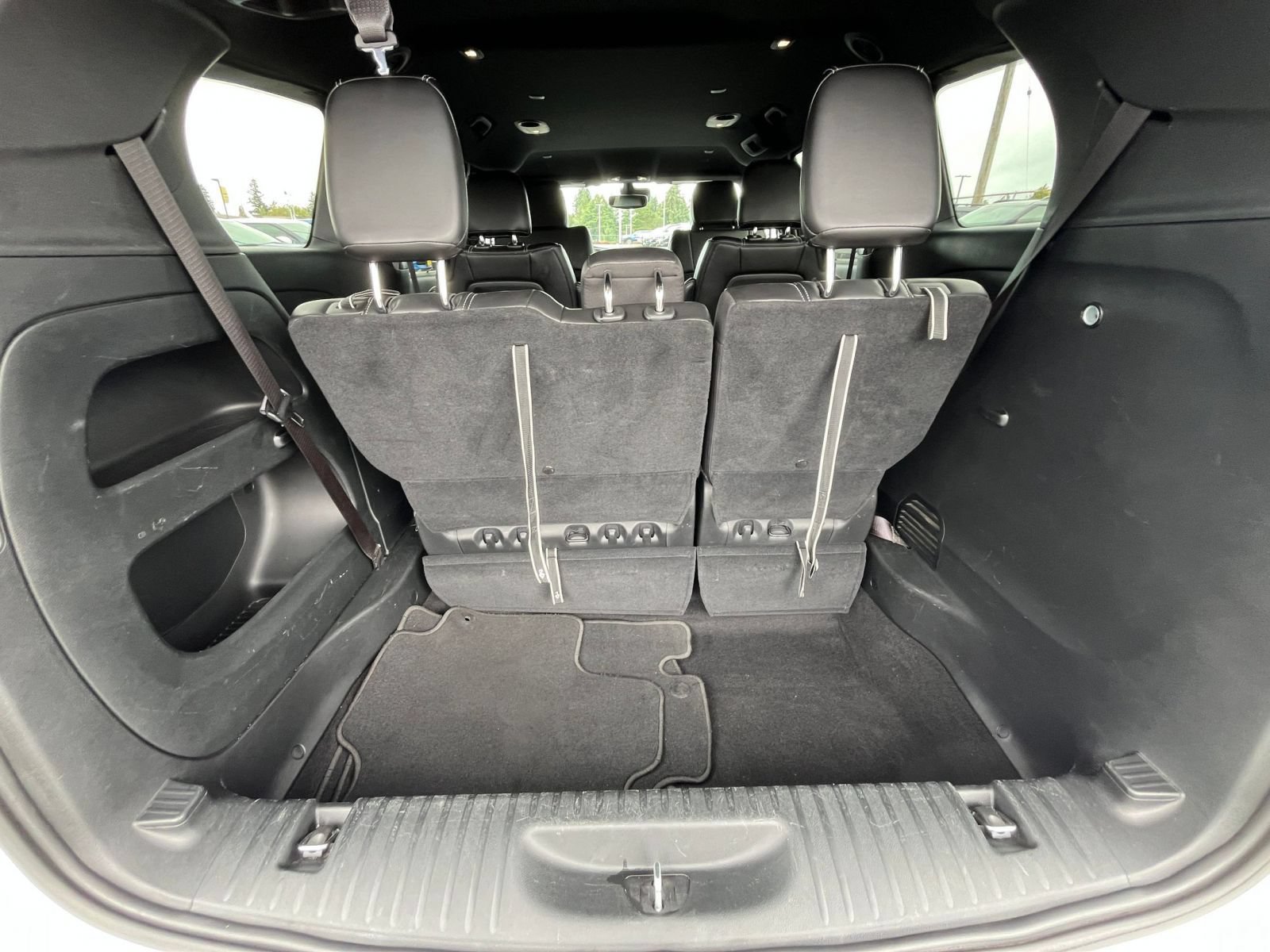 Used 2025 Chrysler Pacifica Select FWD image 33