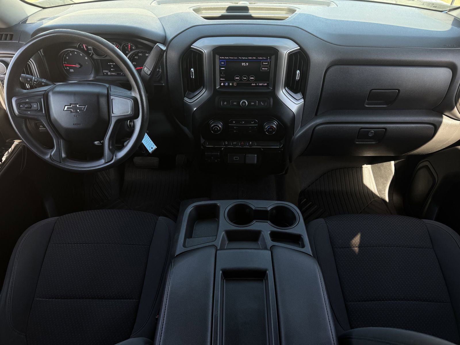 Used 2020 Chevrolet Silverado 1500 Custom Trail Boss w/ Custom Convenience Package image 14