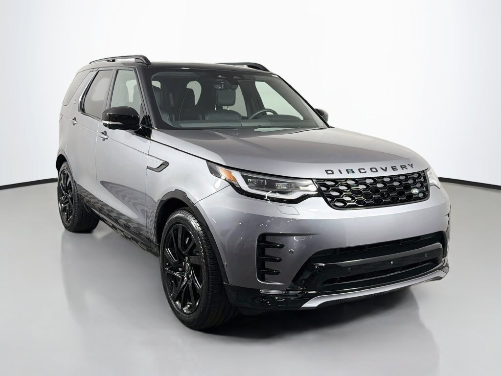 Used 2025 Land Rover Discovery Dynamic SE AWD/4WD image 3