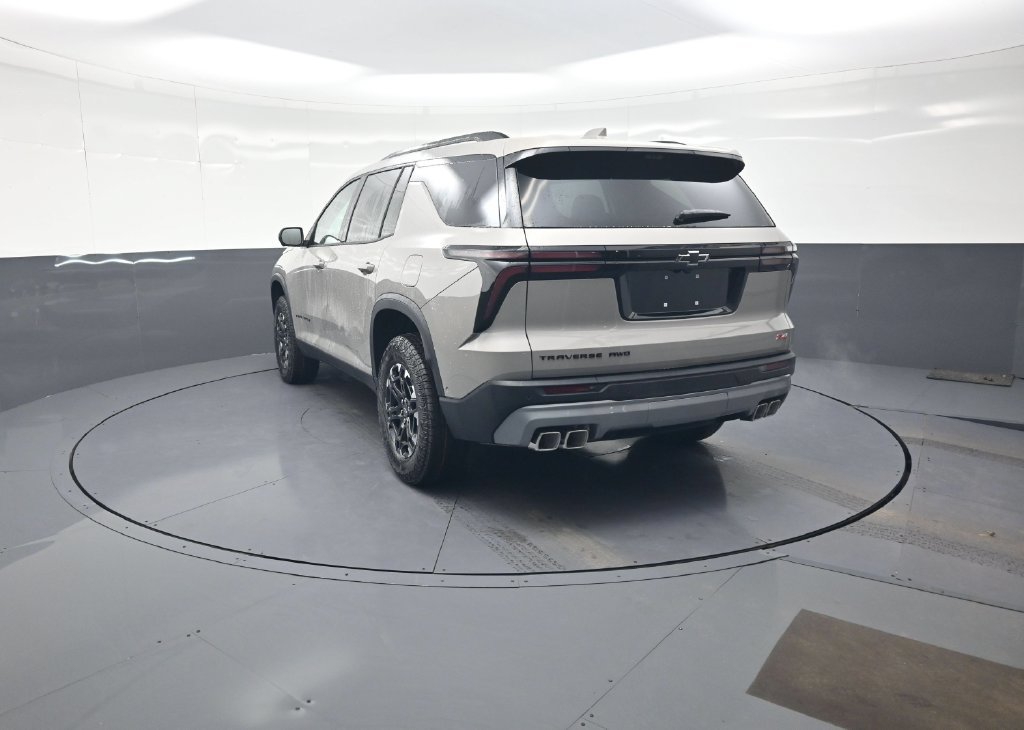 New 2027 Chevrolet Traverse Z71 w/ Enhanced Driving Package AWD/4WD image 5