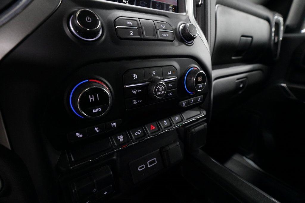 Used 2021 Chevrolet Silverado 2500 LTZ w/ LTZ Convenience Package image 20