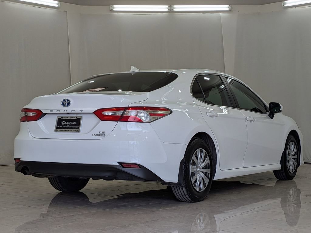 Used 2020 Toyota Camry LE w/ Sunroof Package image 9