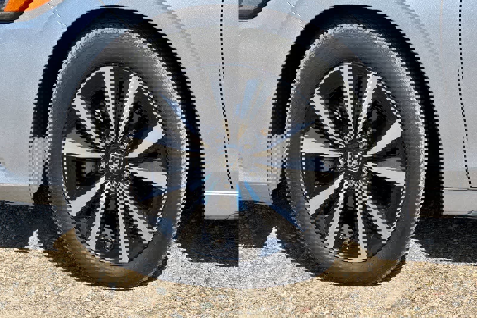 Used 2022 Honda Civic EX-L image 29