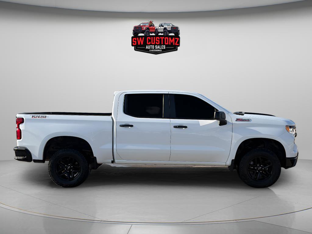 Used 2024 Chevrolet Silverado 1500 LT Trail Boss w/ Protection Package AWD/4WD image 8