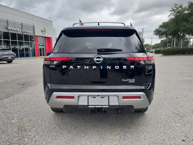 Certified 2025 Nissan Pathfinder Platinum w/ Cargo Package AWD/4WD image 7