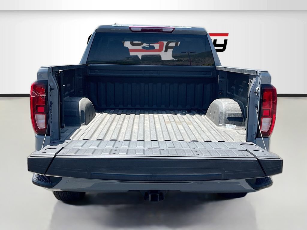 Used 2024 GMC Sierra 1500 Elevation image 25