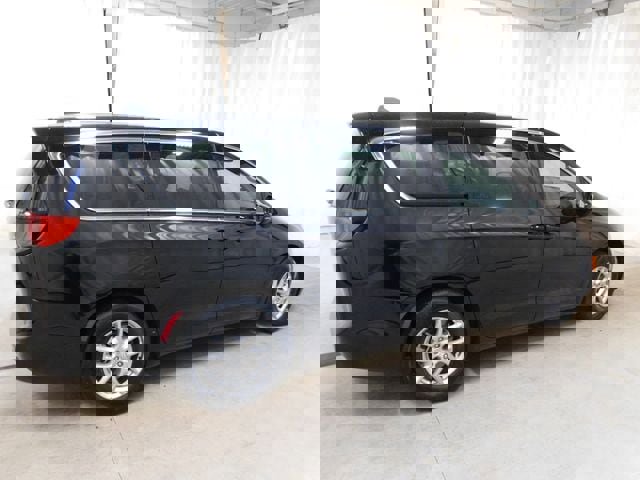 New 2026 Chrysler Voyager LX image 12