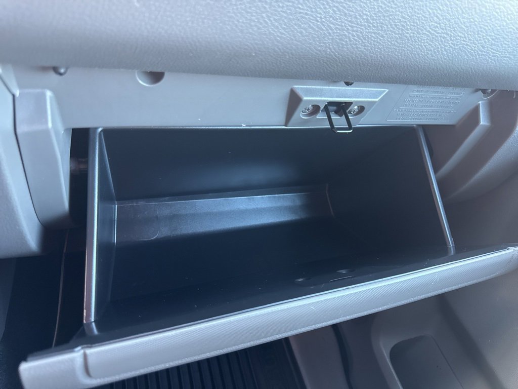 Used 2018 Nissan NV 3500 SV image 16