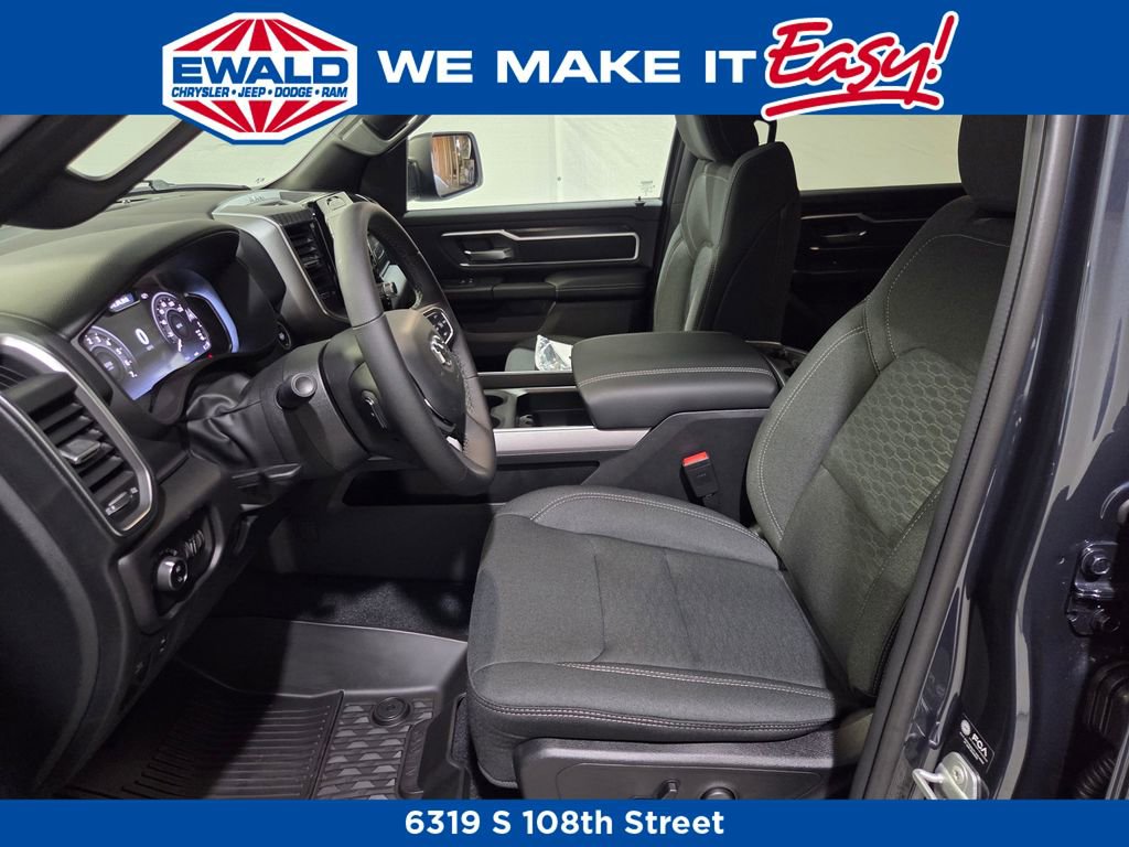 New 2026 RAM 1500 Big Horn AWD/4WD image 12