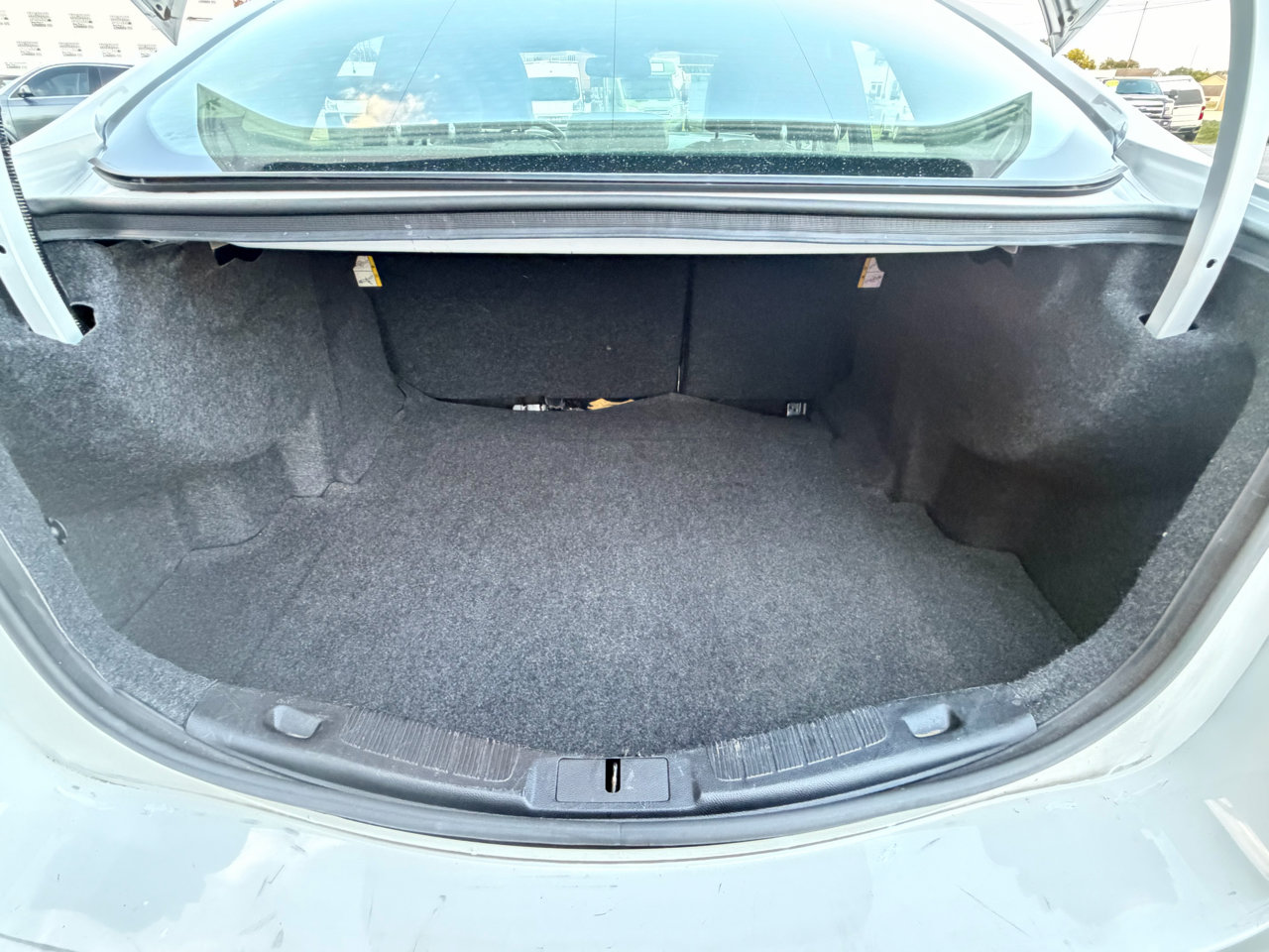 Used 2020 Ford Fusion SEL image 12