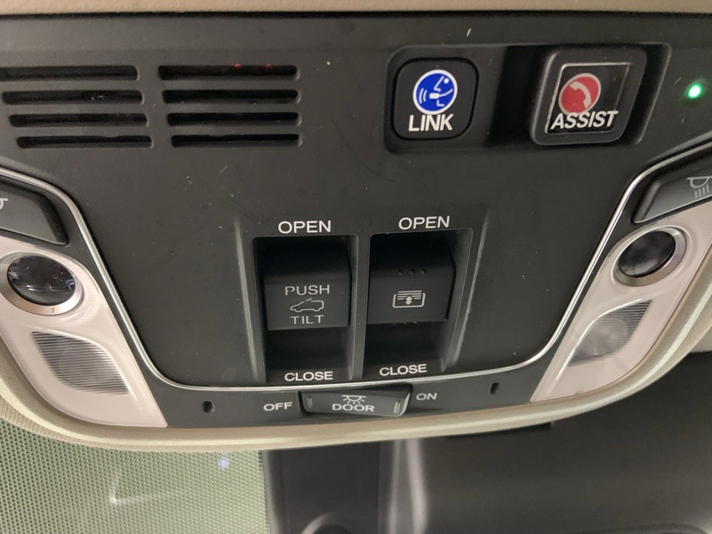 Used 2022 Honda Pilot Elite image 41