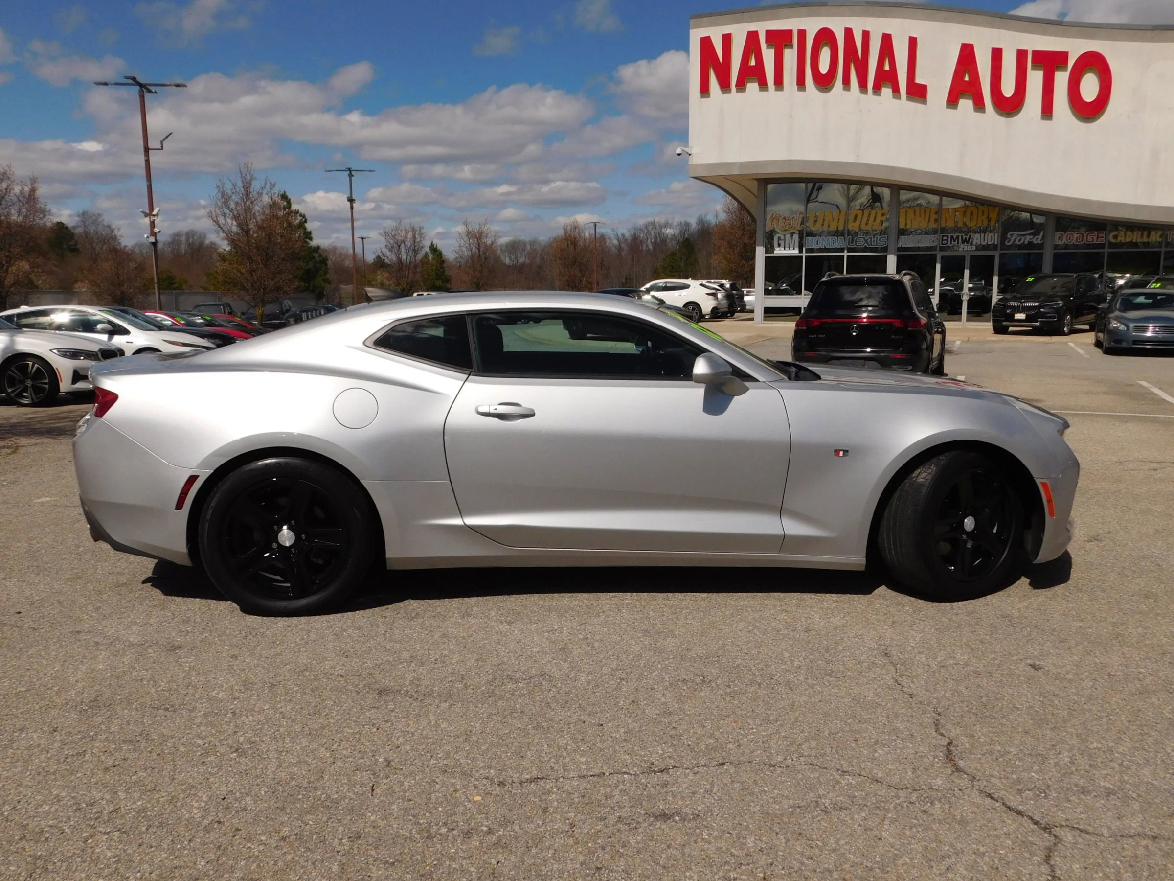 Used 2018 Chevrolet Camaro LS RWD image 4