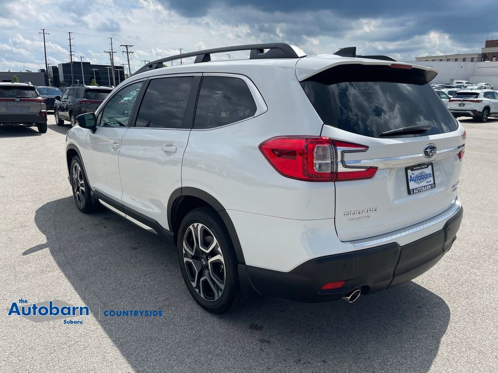 Certified 2025 Subaru Ascent Limited w/ Popular Package #1 AWD/4WD image 3