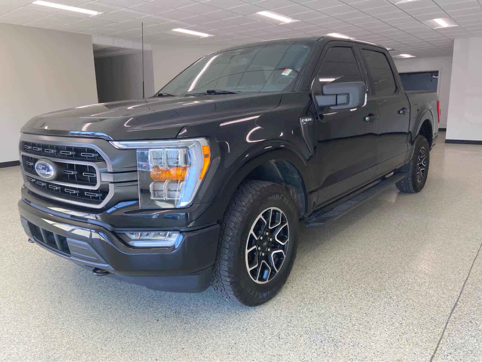 Used 2022 Ford F150 XLT w/ Equipment Group 302A High