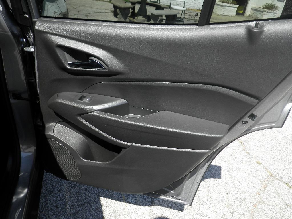 New 2025 Chevrolet Trax ACTIV w/ Driver Confidence Package image 29