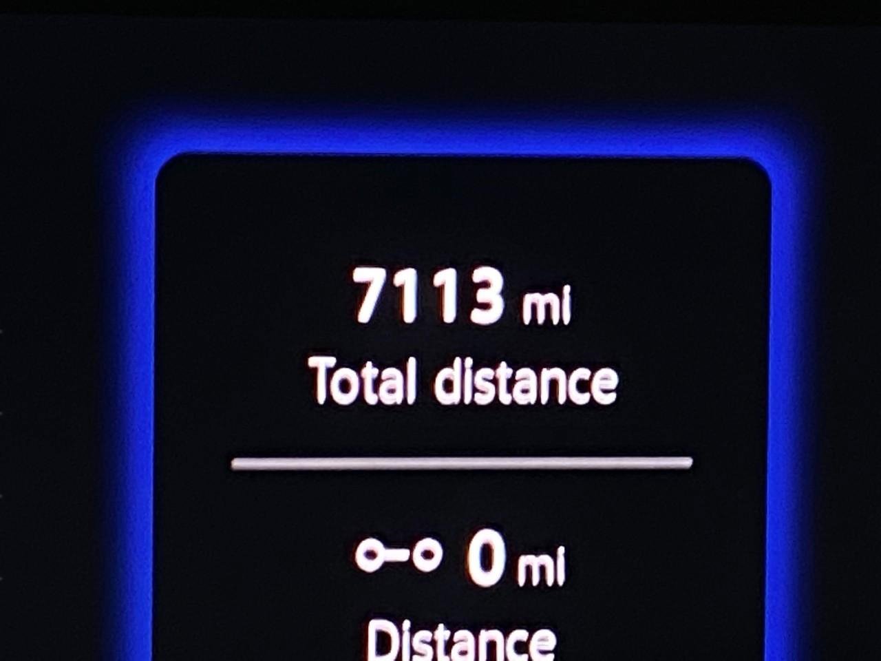 Certified 2025 Volkswagen Tiguan SE image 17