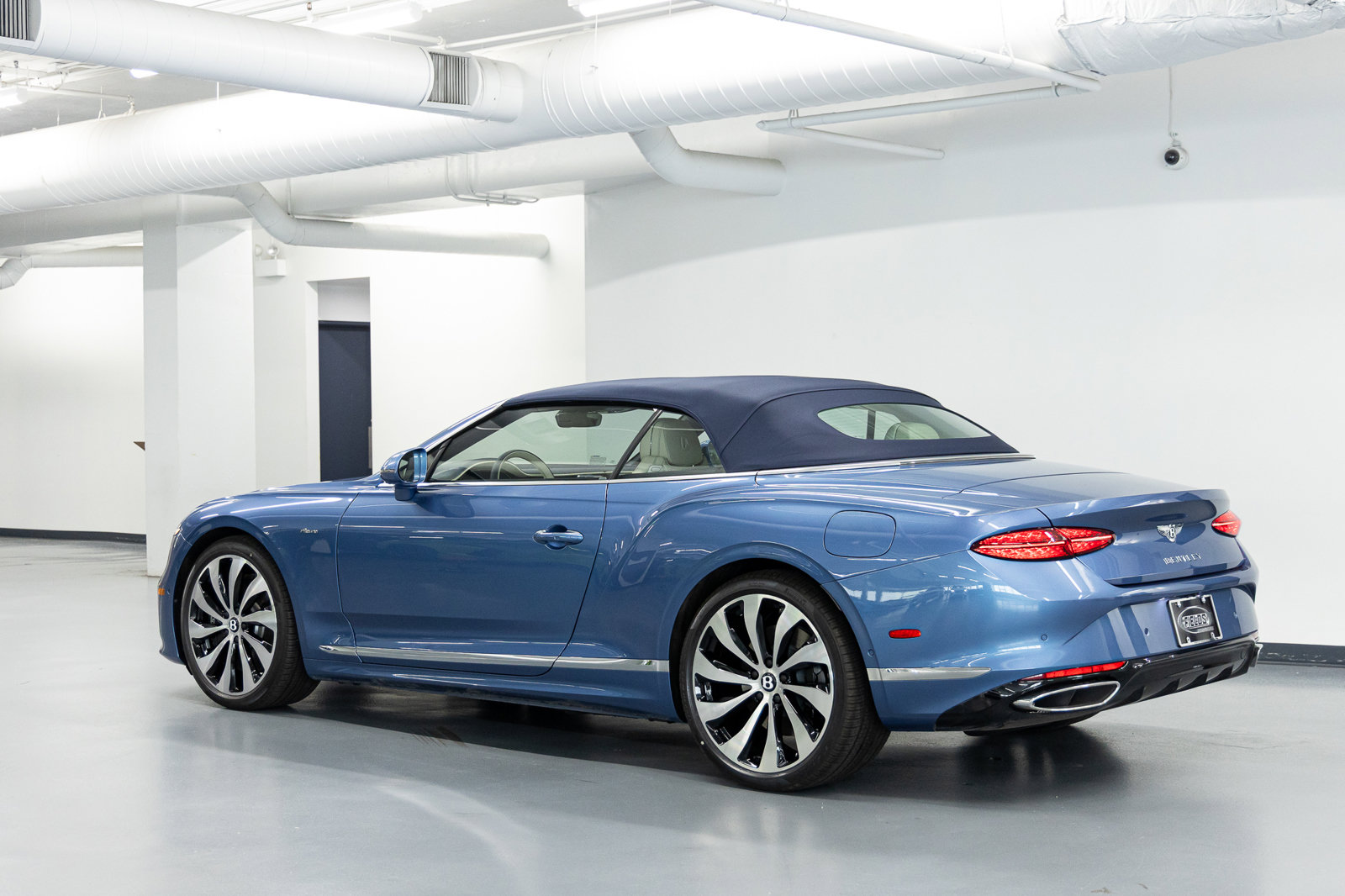 New 2026 Bentley Continental GT Azure AWD/4WD image 9